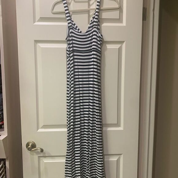🏖Flowy Black & White Striped Maxi Dress by Boston Proper XS Soft for Summer - Picture 4 of 5